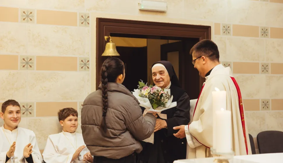 Sestra Sarafina oprostila se sa župljanimafoto: Nevenka Nedić