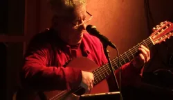 Mario &Scaron;imunovićgitarist, gitara
