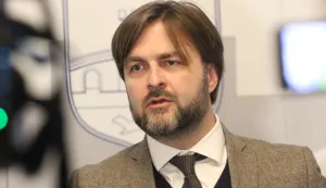 Osijek 27. 03. 2026, Trg Ante Starčevića 2, Županija. Tomislav Ćorić, Ministar financija RH i Ivan Anu&scaron;ić, Ministar obrane kod županice Natat&scaron;e Trami&scaron;ak. Tomislav Ćorić. Zatvoreni sastanak i izjave nakon njega.snimio GOJKO MITIĆ