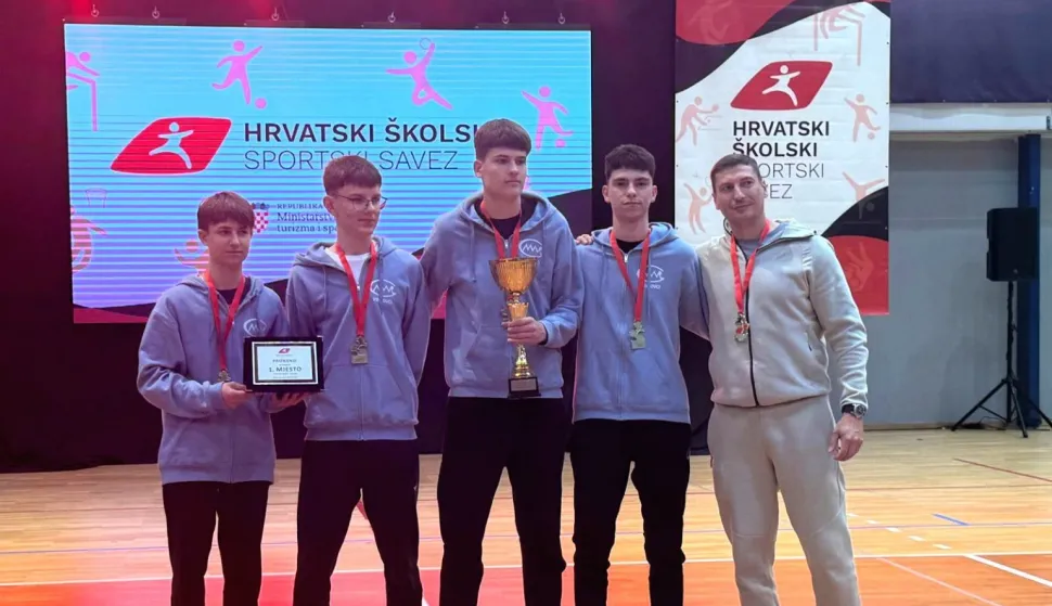 Vinkovački gimnazijalci 