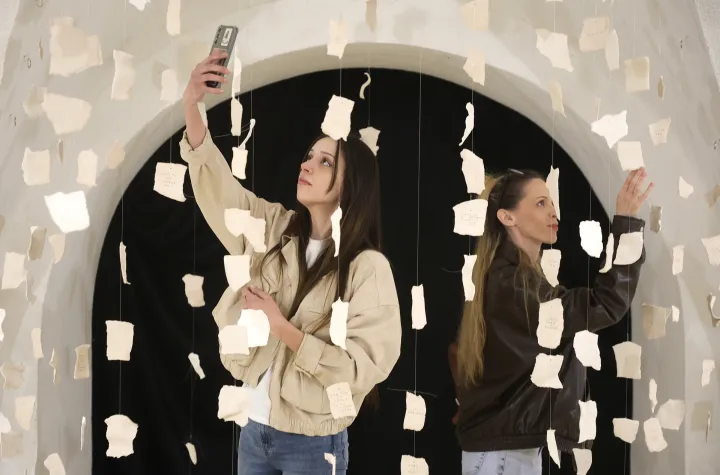 &ldquo;Bure baruta XV&rdquo; predstavilo troje mladih perspektivnih umjetnika