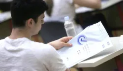 06.06.2016., Zagreb - I. gimnazija, maturanti zapoceli s polaganjem ispita drzavne mature.Photo: Borna Filic/PIXSELL------4 stupca colornovosti