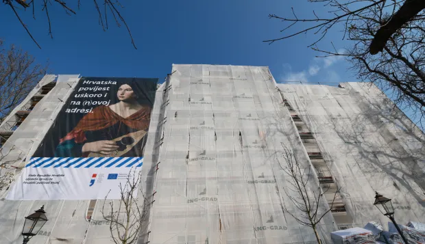 Zagreb, 21.03.2026 - U povodu obilje?avanja 6. obljetnice zagreba?kog potresa, predsjednik Vlade Andrej Plenkovi? i ?lanovi Vlade obi?li su radove na Hrvatskom povijesnom muzeju i nazo?ili sve?anosti polaganja vremenske kapsule prigodom po?etka nove interpolacije spojnog mosta u sklopu obnove pala?e Muzeja. foto HINA/ Lana SLIVAR DOMINI?/ ik