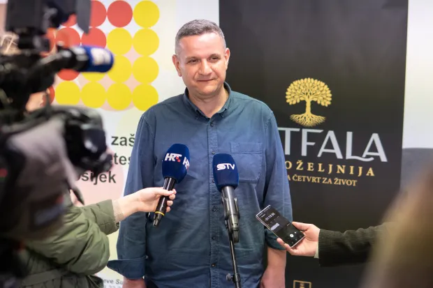 Osijek, 13. 4. 2026., Dan zdravlja, HDZ GČ RetfalaMate Jurčević; dan zdravlja; zdravstveni pregledi; darivanje krvi; mjerenje &scaron;ećera; mjerenje tlaka; GČ Retfala