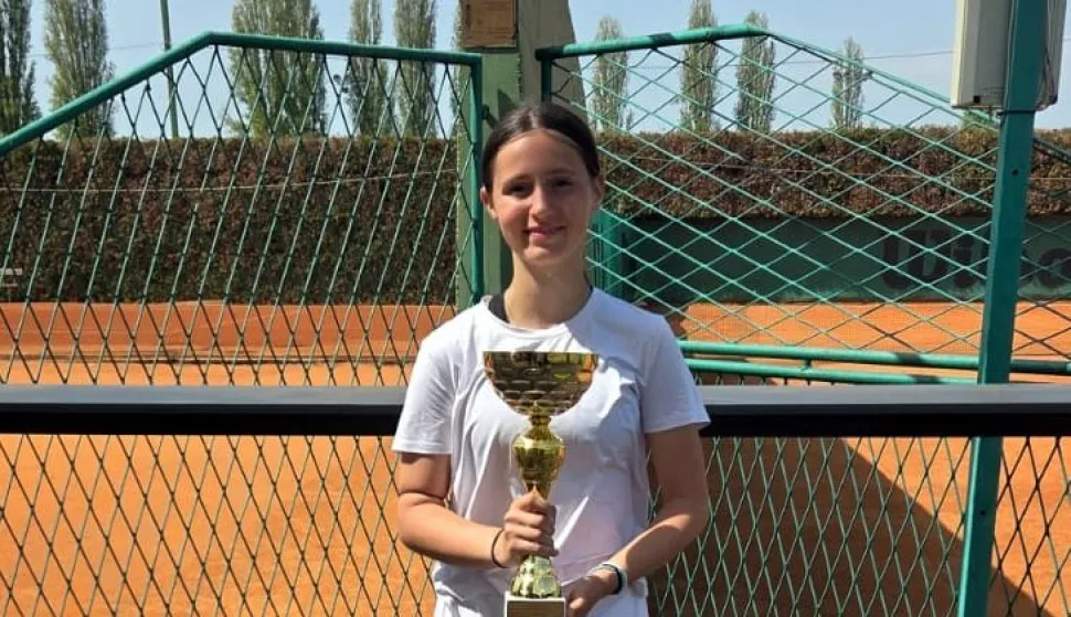 Sara Tripić (Bosna i Hercegovina)