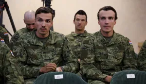 14.4.2026. - Ministarstvo obrane Republike Hrvatske, Zagreb, Hrvatska - Ministar obrane, Ivan Anusic, urucuje ugovore za 2026. godinu, vrhunskim sportasima i pricuvnicima Hrvatske vojske. Anton i Patrik Loncaric. Photo: Josip Mikacic/PIXSELL