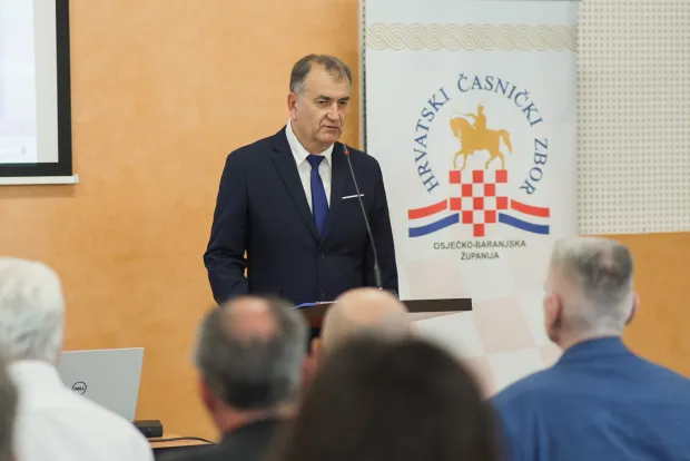 Osijek, 15. 4. 2026., Sjednica Časničkog zbora OBŽZlatko Dernaj; časnički zbor; sjednica; tribina