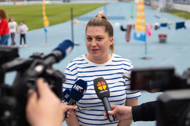 Osijek, 16. 4. 2026., Javnozdravstvena inicijativa Trenirajmo sigurni pod suncem, Stadion Gradski vrtJelena Pu&scaron;karić; zdravlje; djeca; za&scaron;tita od sunca; zdravstvo; inicijativa; sport; aktivnost
