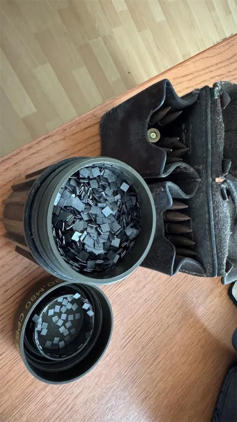 U sklopu nacionalne preventivne kampanje "Manje oružja - manje tragedija", u tri odvojena postupanja građani s područja Pitomače, Slatine i Virovitice su policijskim službenicima dragovoljno predali oružje