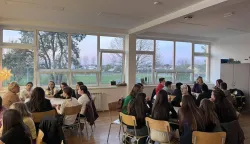 Posudiv&scaron;i osobu umjesto knjigu, puno su naučili