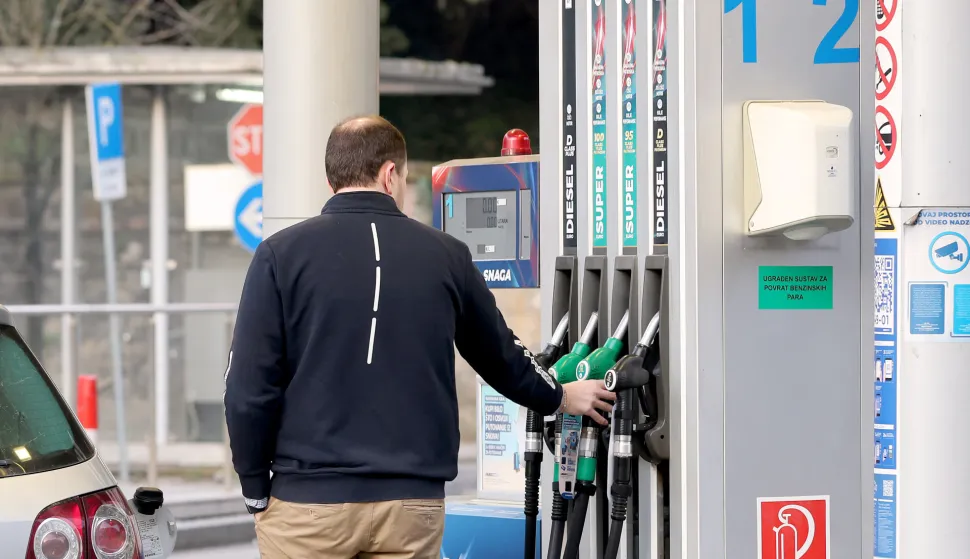 09.03.2026., Zagreb - Zbog naglog skoka cijena nafte na svjetskom trzistu i ocekivanog znatnog poskupljenja goriva, Vlada je za danas sazvala sjednicu na kojoj ce donijeti uredbu o utvrdjivanju najvisih maloprodajnih cijena naftnih derivata. Photo: Patrik Macek/PIXSELL