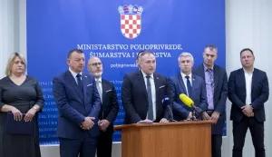 Zagreb, 20.04.2026. - Konferencija za novinare na kojoj je ministar poljoprivrede David Vlajčić predstavio tri prijedloga programa i četiri prijedloga pravilnika iz područja poljoprivrede i ribarstva.foto HINA/ Sa&scaron;a KOLJAN/ sk