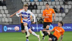 Osijek, 17. 04. 2026, Opus Arena, nogomet, Osijek - Varaždin, SuperSport HNL 25/26. Anton Matković (34).snimio GOJKO MITIĆ