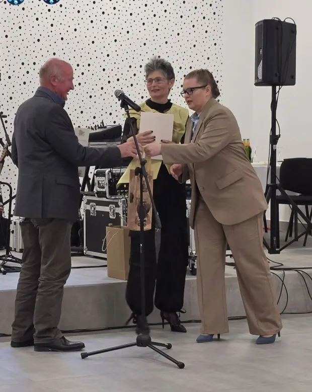 VELIKA OBLJETNICA UDRUGE ZAGORACA KAJ NA&Scaron;ICEDvadeset godina čuva i promiče zavičajni identitetIstaknuti članovi i suradnici dobili su zahvalnice travanj 2026.