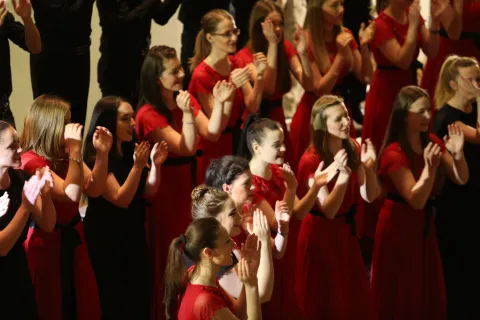 Zbor Preslavnog Imena MarijinaDonji grad30. obljetnicaFotoarhiva zbora