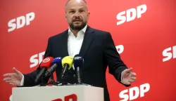 Zagreb, 21.04.2026 - Konferenciju za medije predsjednika SDP-a Sini&scaron;e Hajda&scaron;a Dončića o izboru ustavnih sudaca. Na fotografiji Sini&scaron;a Hajda&scaron; Dončić.foto HINA/ Denis CERIĆ /dc