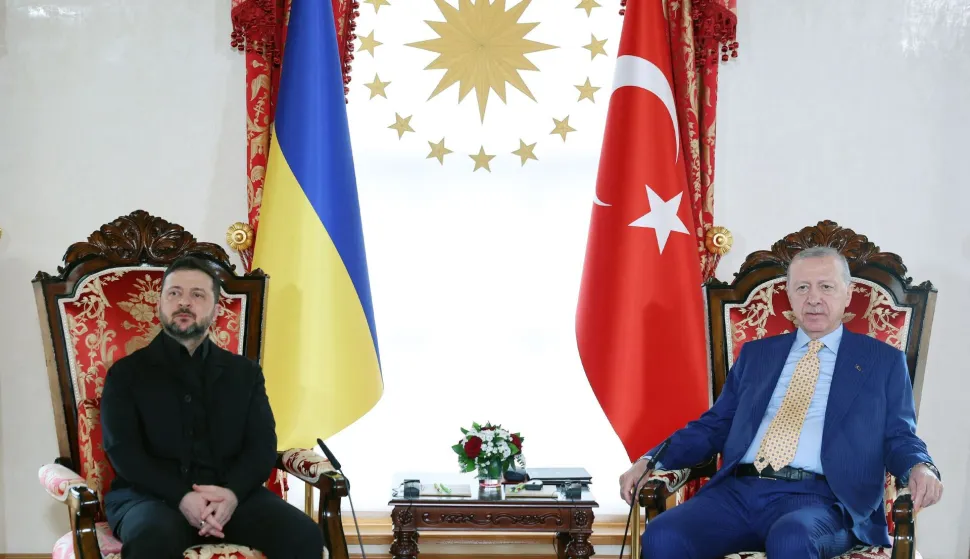 This handout photograph taken and released by the Turkish presidential press service on April 4, 2026, shows Turkey's President Recep Tayyip Erdogan (R) and Ukraine's President Volodymyr Zelensky (L) attending a bilateral meeting on security at Dolmabahce Presidential Office, in Istanbul. The visit comes a day after Erdogan spoke with Russia's President Vladimir Putin, who accused Kyiv of attempting to target the gas pipeline between Russia and Turkey that also supplies several European countries. (Photo by HANDOUT/TURKISH PRESIDENTIAL PRESS SERVICE/AFP)/RESTRICTED TO EDITORIAL USE - MANDATORY CREDIT "AFP PHOTO/TURKISH PRESIDENTIAL PRESS SERVICE" - NO MARKETING NO ADVERTISING CAMPAIGNS - DISTRIBUTED AS A SERVICE TO CLIENTS