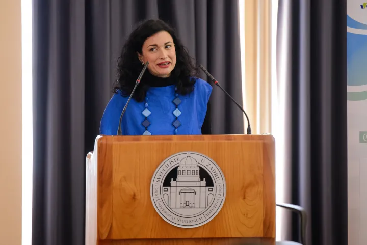 Na velikoj međunarodnoj konferenciji koja se u utorak, 21. travnja, u organizaciji Agencije za ruralni razvoj Zadarske županije (AGRRA) održala na Sveučili&scaron;tu u Zadru, predstavljen je vi&scaron;e od dva milijuna eura vrijedan projekt Green Economy and CO2 (GECO 2.2). 