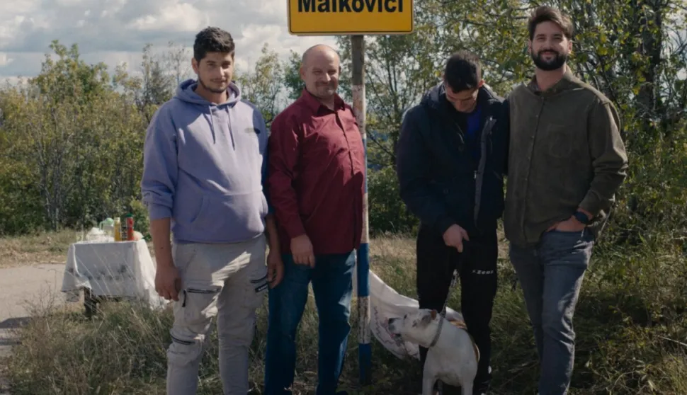 Film "Biti u rodu s Johnom Malkovichem"