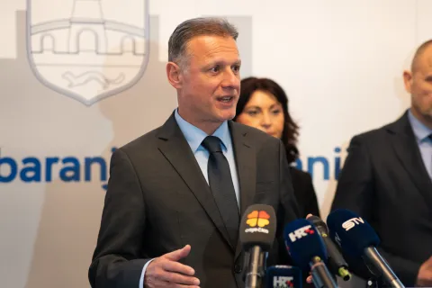 Osijek, 22. 4. 2026., Posjet Gordana Jandrokovića Gordan Jandroković; sastanak; posjet; grad; županija