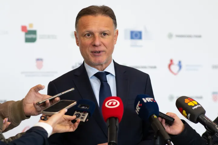 Osijek, 23. 4. 2026., Foodcooltour konferencija o hraniGordan Jandroković; Foodcooltour; HAPIH; hrana; konferencija; paneli; govornici; panelisti; posjetitelji; sudionici