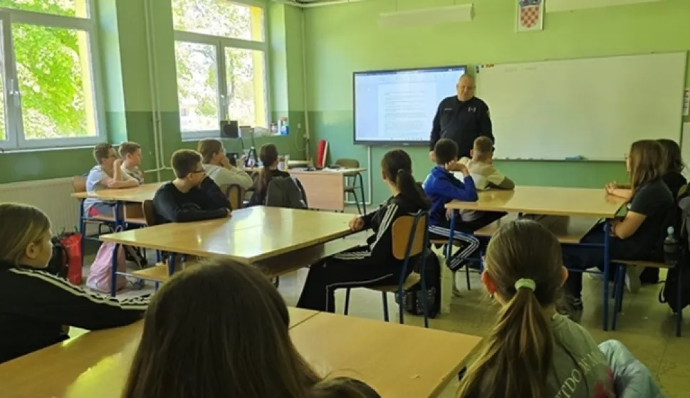 Predavanje u O&Scaron; Kneževi Vinogradi