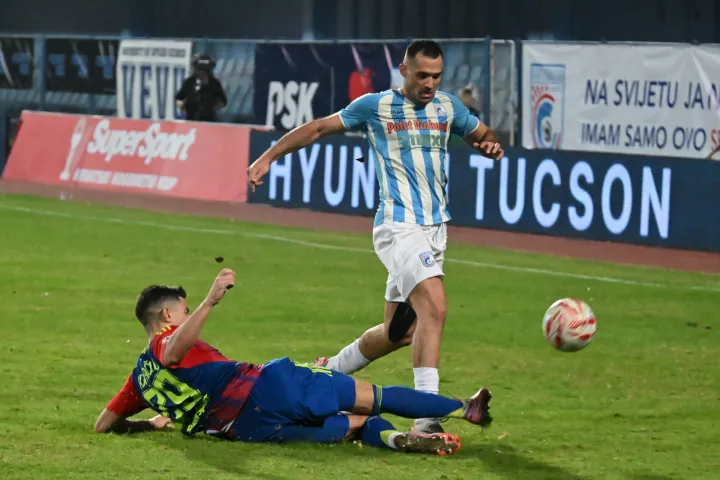 Vinkovci, 29.10.2025. - Utakmica osmine finala Hrvatskoga nogometnog kupa Cibalia - Hajduk.foto HINA/Gordan PANIĆ/ gp
