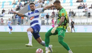 Osijek, 25. 2026, Opus Arena, nogomet, Osijek - Lokomotiva, SuperSport HNL 25/26.Arnel Jakupović (17).snimio GOJKO MITIĆ