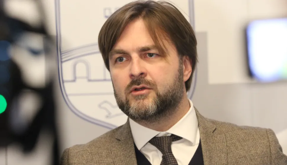 Osijek 27. 03. 2026, Trg Ante Starčevića 2, Županija. Tomislav Ćorić, Ministar financija RH i Ivan Anu&scaron;ić, Ministar obrane kod županice Natat&scaron;e Trami&scaron;ak. Tomislav Ćorić. Zatvoreni sastanak i izjave nakon njega.snimio GOJKO MITIĆ