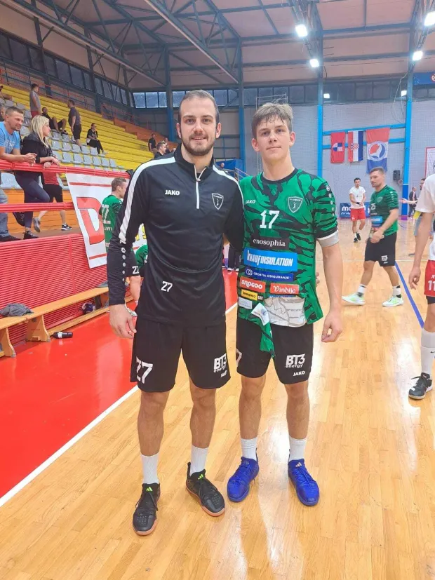 Biti na istom terenu s idolom je ludo, ispunjenje onog sna s početka, kada počinje&scaron; igrati