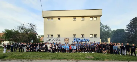 Zajednička slika, Ultrasi, igrači, najmlađi pogon Cibalije, prijatelji 