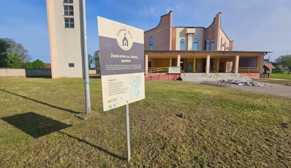Župna crkva sv. Jakova u Gunjifoto: VSŽ
