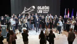 Osijek, 29. 04. 2026., KC, Koncertna dvorana Franjo Krežma, Sporta&scaron; godine 2025., Sporta&scaron; godine, svečanost, zajednička fotografijaSNIMIO BRUNO JOBST