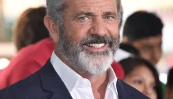 FILE PHOTO: Cast member Mel Gibson (R) and Rosalind Ross attend the premiere of "Daddy's Home 2" in Los Angeles, California, U.S. November 5, 2017. REUTERS/Phil McCarten/File Photo Photo: PHIL McCARTEN/REUTERS