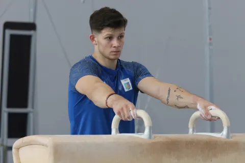 Osijek, 17. 07. 2024, Sokolski dom. Ilija Kovtun, ukrajinski gimnasticar koji ide na OI u Pariz.snimio GOJKO MITIĆ