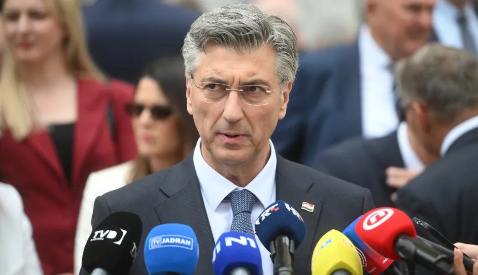 Split, 6.05.2026. U povodu Dana grada i blagdana sv. Dujma, predsjednik Vlade Andrej Plenković sudjelovao je na svečanoj sjednici Gradskog vijeća Grada Splita.Na slici Andrej Plenković. foto HINA/ Mario Strmotić/ ms