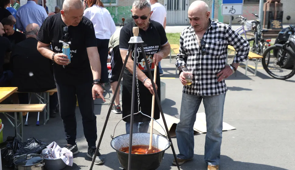 Osijek, 09. 05. 2026., Cvjetno naselje, MO, Čobanijada, Dan MO Cvjetno, čobanacSNIMIO BRUNO JOBST