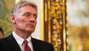 epa12080295 Kremlin spokesman Dmitry Peskov attends a meeting of Russian President Vladimir Putin and Venezuelan President Nicolas Maduro at the Kremlin in Moscow, Russia, 07 May 2025. Russia will mark the 80th anniversary of the victory in World War II over Nazi Germany and its allies on 09 May. EPA/ALEXANDER ZEMLIANICHENKO/POOL