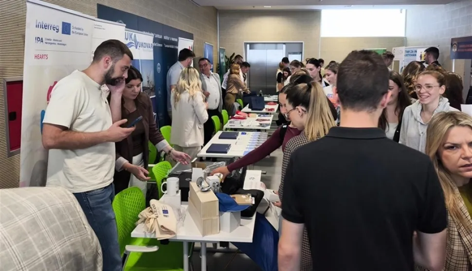 Budući studenti vukovarskog Veleučili&scaron;ta upoznali se s ponudama studija, ali i potrebama na trži&scaron;tu rada