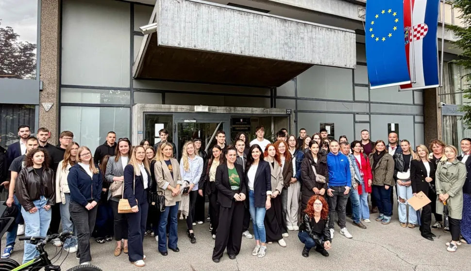Razvojna agencija povela maturante svih gimnazija najistočnije županije u posjet europskim adresama u Zagrebu