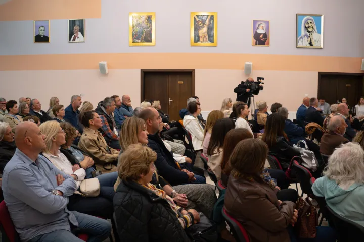 Osijek, 12. 5. 2026., Promocija knjige Camino autora Maria &Scaron;iljegapromocija; knjiga; Camino; posjetitelji; sudionici