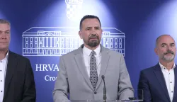 Zagreb,29.04.2026 -Klub zastupnika Dom i nacionalno okupljanje i Hrvatski suverenisti održali su konferenciju za medije.Na slici Igor Peternel. Foto HINA/Tomislav Pavlek/tp