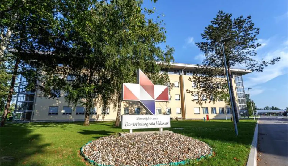 Zagreb, 02.04.2025 - Kroz Memorijalni centar Domovinskog rata u Vukovaru lani je pro?lo vi?e od 100.000 u?enika i drugih posjetitelja, a od po?etka provedbe projekta posjete u?enika osmih razreda, od rujna 2016., njih vi?e od 290.000, izvijestila je Javna ustanova Memorijalni centar Domovinskog rata.foto HINA/ Ministarstvo hrvatskih branitelja/ik