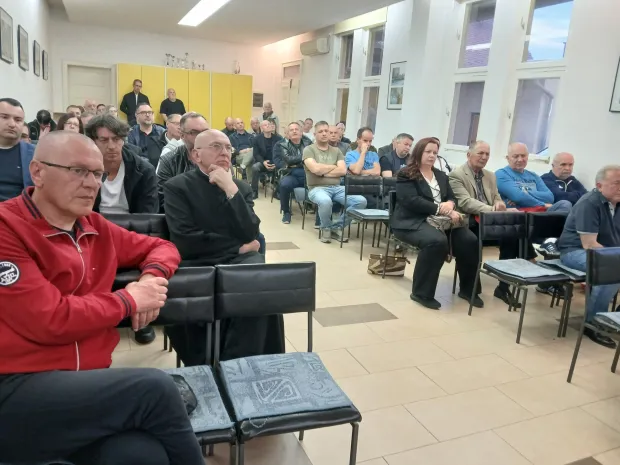 ĐakovoPredstavljanje knjige Huda jamaSvibanj 2026.