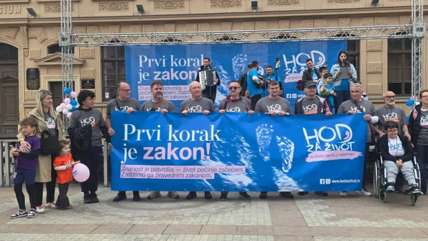 Vinkovci već petu godinu zaredom miroljubivim hodom daju podr&scaron;ku najranjivijima i najnježnijima među nama &ndash; nerođenom djetetu!