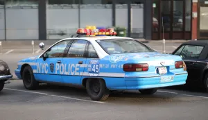 22. Tour Amical posjetio Osijek, i vozilo policije iz New Yorka sudjelovalo u reli-karavani oldtajmera