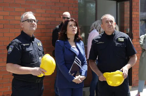 Osijek, 18. 05. 2026., Policijska uprava, energetska obnova, posjet županice, Darijo Premec; Nata&scaron;a Trami&scaron;ak; Ladislav BeceSNIMIO BRUNO JOBST