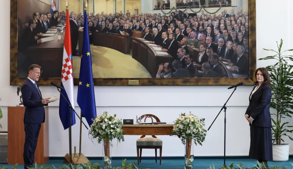 Zagreb, 22.05.2026 - Svečana prisega predsjednice Vrhovnog suda Republike Hrvatske i predsjednice Državnog izbornog povjerenstva Republike Hrvatske Mirte Matić pred predsjednikom Hrvatskoga sabora Gordanom Jandrokovićem. Na slici Mirta Matić, Gordan Jandrokvić. foto HINA/ Damir SENČAR/ ds