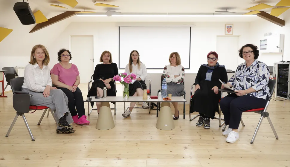 Osijek, 23. 05. 2026., Stara pekara, Zmajada - panel, važnost igre, panelisti; Ivana Vučemilović &Scaron;imunović; Terezija Blekić; Marija Heffer; Ksenija Romstein; Vlatka Križan; Tanja Popović Filipović; Maja &Scaron;timacSNIMIO BRUNO JOBST