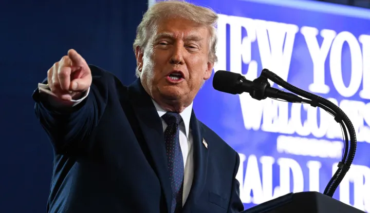 SUFFERN, NEW YORK - MAY 22: U.S. President Donald Trump delivers remarks during a campaign and economic policy event in the Eugene Levy Fieldhouse at SUNY Rockland Community College on May 22, 2026 in Suffern, New York. Trump traveled to the Hudson Valley to help bolster the campaign of Rep. Mike Lawler (R-NY) as he seeks reelection in what is expected to be one of the nation?s most closely watched House races this November. Roberto Schmidt/Getty Images/AFP (Photo by ROBERTO SCHMIDT/GETTY IMAGES NORTH AMERICA/Getty Images via AFP)